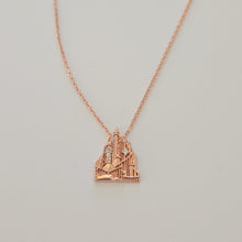 Load image into Gallery viewer, Palace of the Sea King Necklace
